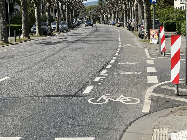 Gefährliche Fahrradschutzstreifen?