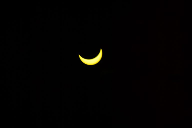 Wissenswertes: Sonnenfinsternis über Frankfurt